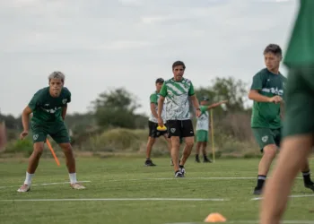 A la espera de más refuerzos, Sarmiento afronta su primer amistoso