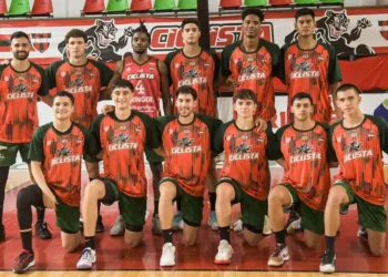 Ciclista va por la  primera victoria del año