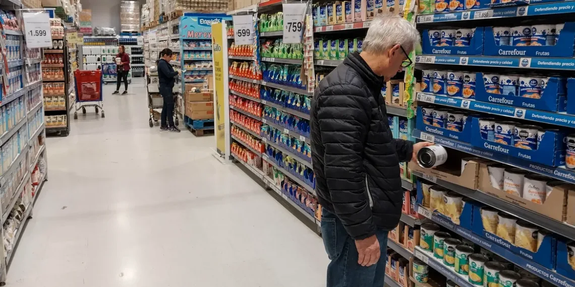 Inflación: se conoce el dato oficial de diciembre y el año habría terminado casi 100 puntos por debajo del 2023
