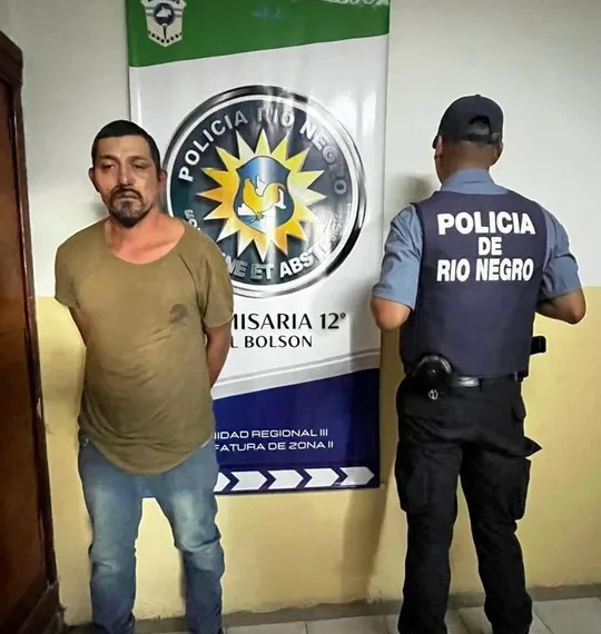 Bullrich anunció la detención de Jones Huala en El Bolsón y lo acusó de participar en los incendios forestales de Chubut