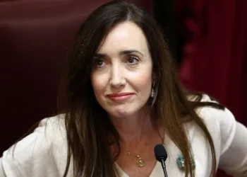 La imagen de Victoria Villarruel sufrió una fuerte caída
