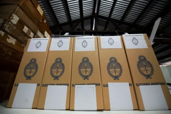 La Junta Electoral bonaerense advierte con dejar sin personería jurídica a 24 partidos
