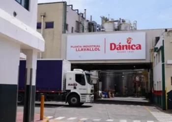 Kicillof intervino en el conflicto de Dánica y la planta volverá a producir