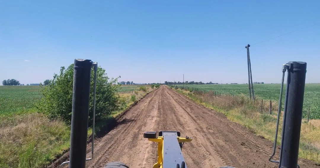 Caminos rurales: se realizan trabajos en zonas de La Oriental, La Agraria, Blandengues y Agustín Roca