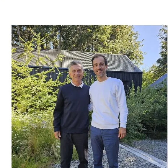 Mauricio Macri y Pablo Petrecca en un encuentro con agenda del rumbo Pro