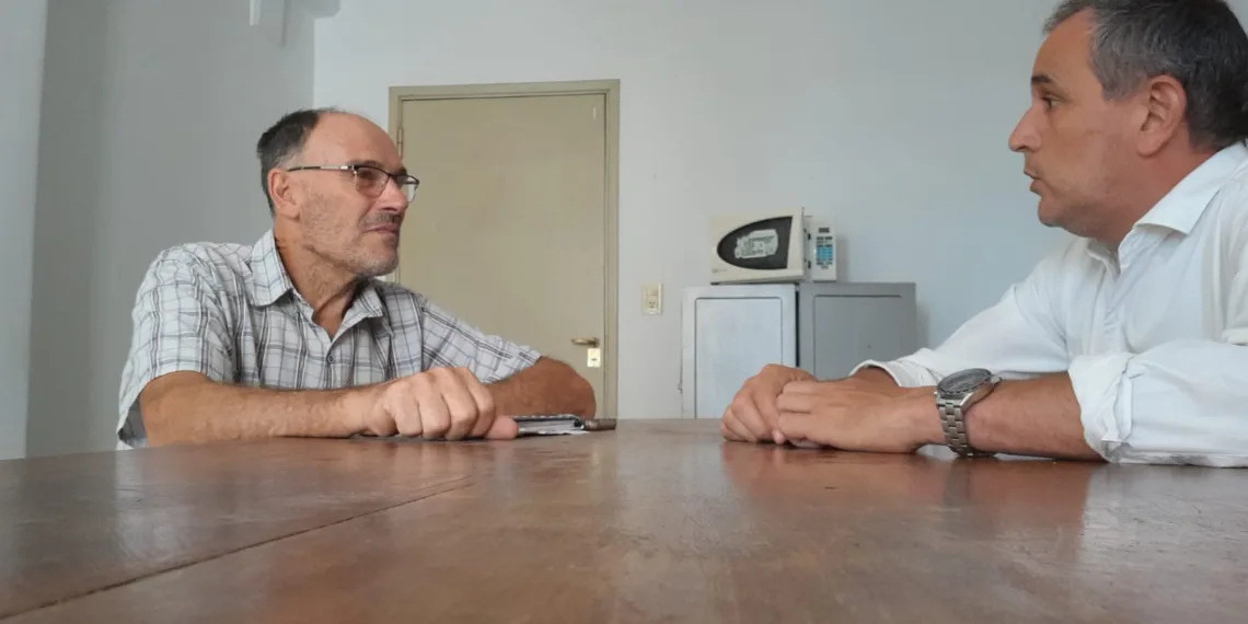 Mansilla mantuvo una reunión de trabajo con autoridades de la Liga Agrícola