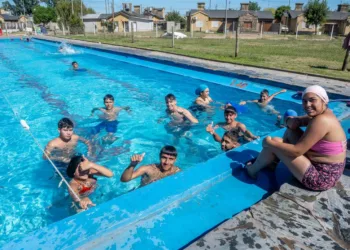 Más de 35 jóvenes del programa Envión ya disfrutan de las actividades por la temporada de verano