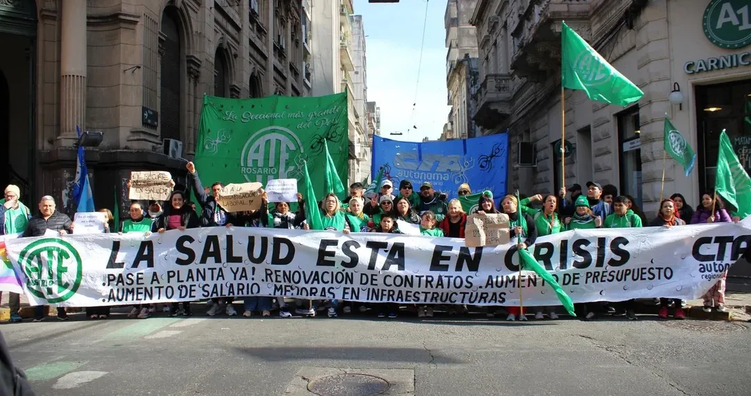 Siguen los despidos en Salud: echaron al 30% de la Dirección de Vacunación