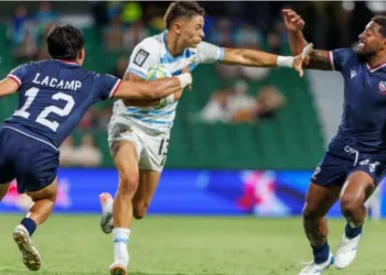 Los Pumas consiguieron una victoria y una derrota en la primera jornada del Seven de Perth