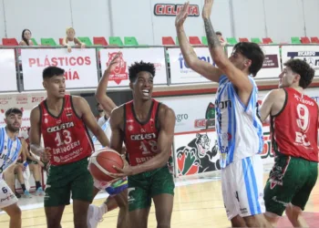 Con la urgencia de ganar, Ciclista recibe a Viedma