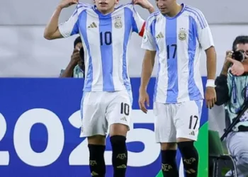 Argentina y Brasil no se sacaron diferencias y el campeón se definirá en la última fecha