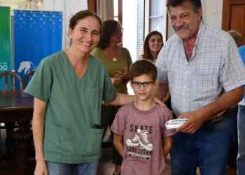Se entregaron más de 40 pares de anteojos en Bragado