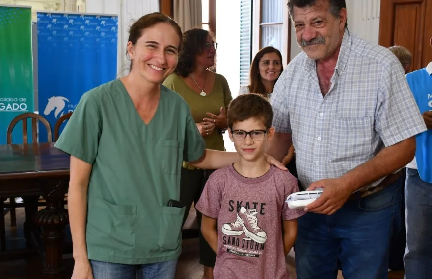 Se entregaron más de 40 pares de anteojos en Bragado