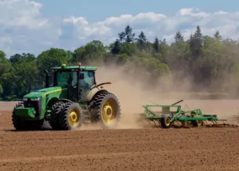 Maquinaria agrícola: las ventas no repuntan  y aseguran que la situación “es difícil”