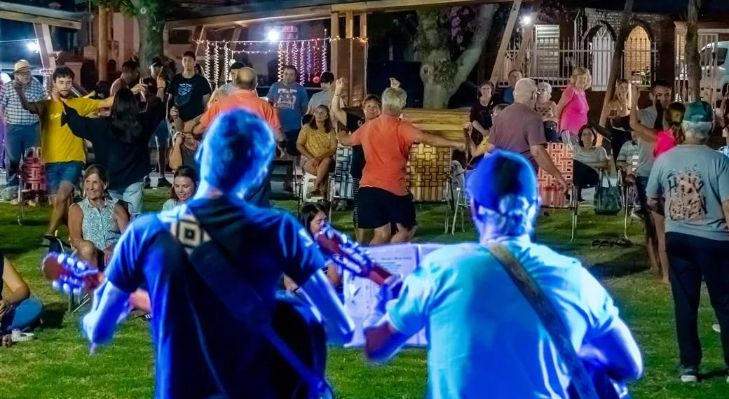 Se viene un fin de semana con mucha música y gastronomía en el balneario