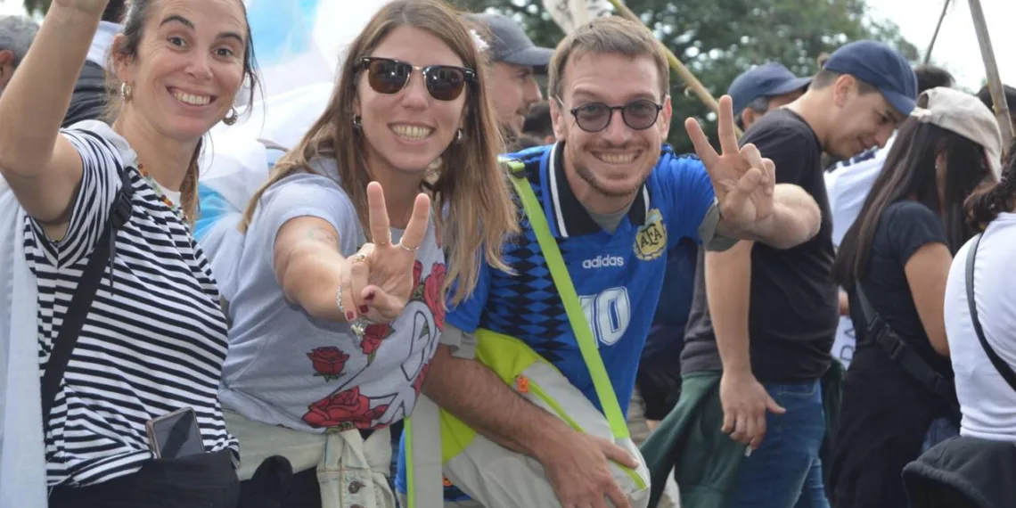 “Estar presentes en la marcha nos llena de orgullo”, expresó Clara Bozzano
