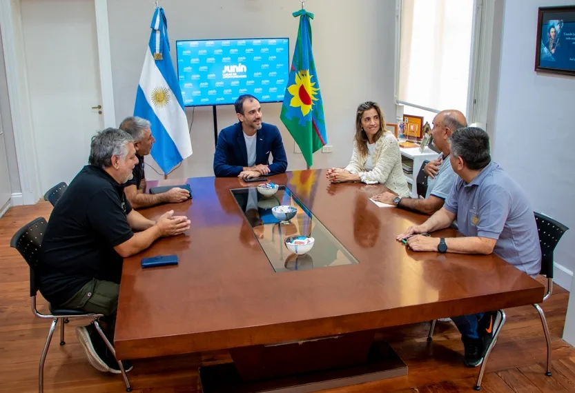 El Municipio y el Centro de Excombatientes refuerzan  el vínculo para la “malvinización” comunal