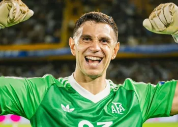 El “Dibu” Martínez palpitó el cruce ante Brasil: “Será una final”
