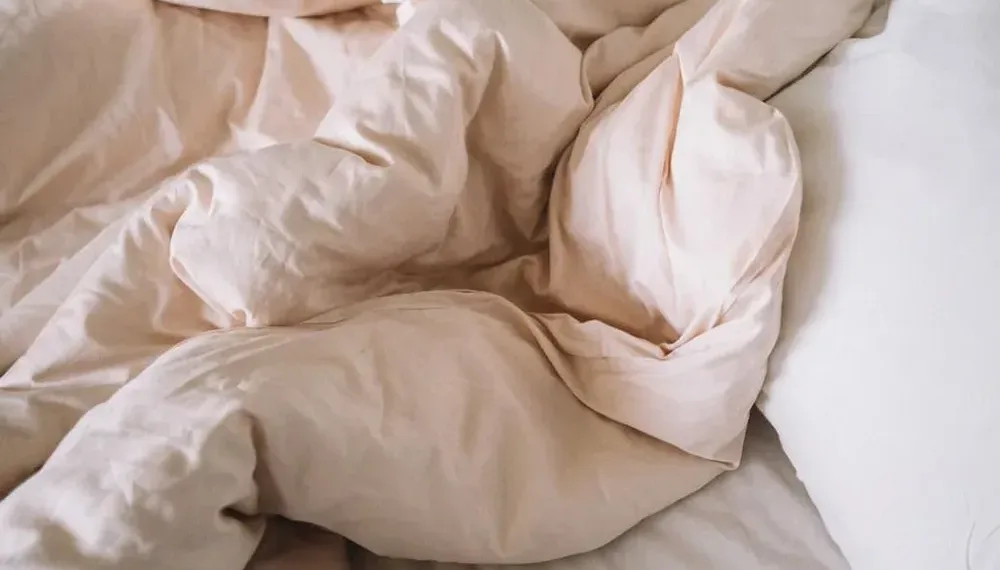 Cómo reciclar las sábanas viejas o rotas para darle múltiples usos en el hogar