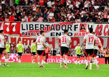 River recibe a Atlético Tucumán, con el objetivo de recuperarse del duro golpe