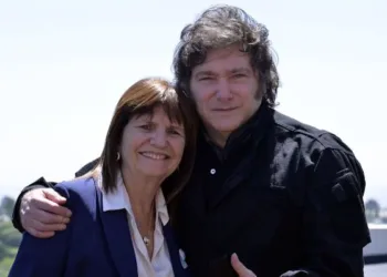 El Gobierno relativizó el impacto de la represión policial en la movilización de jubilados y respaldó a Patricia Bullrich