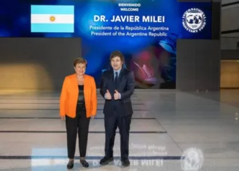 Milei firmó el DNU que habilita el  nuevo préstamo y acuerdo con el FMI