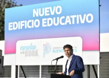 Axel Kicillof, sobre el temporal en Bahía Blanca: «Lo  que pasó es tremendo, pero lo que viene es muy difícil»