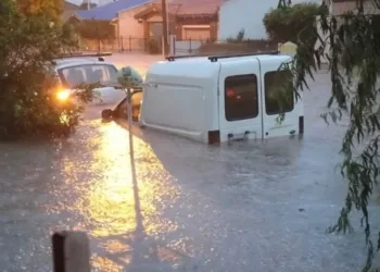 La Provincia envió refuerzos a Bahía Blanca: evacuación del hospital Penna y operativos de emergencia