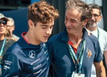 Colapinto “Está bárbaro y tranquilo”, dijo su padre