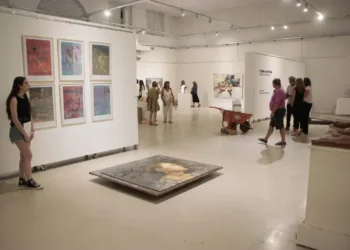 Ya se expone en el MUMA la muestra “Tierra Partida”