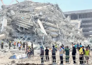 Un terremoto de magnitud 7.7 en Myanmar provocó el derrumbe de un edificio en Bangkok: hay al menos 10 muertos