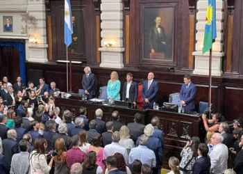Axel Kicillof encabezó la Asamblea Legislativa bonaerense: «Milei pretendió echarme por las redes sociales»