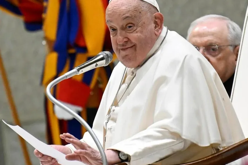 El papa Francisco envió un mensaje de fe y esperanza desde el hospital Gemelli