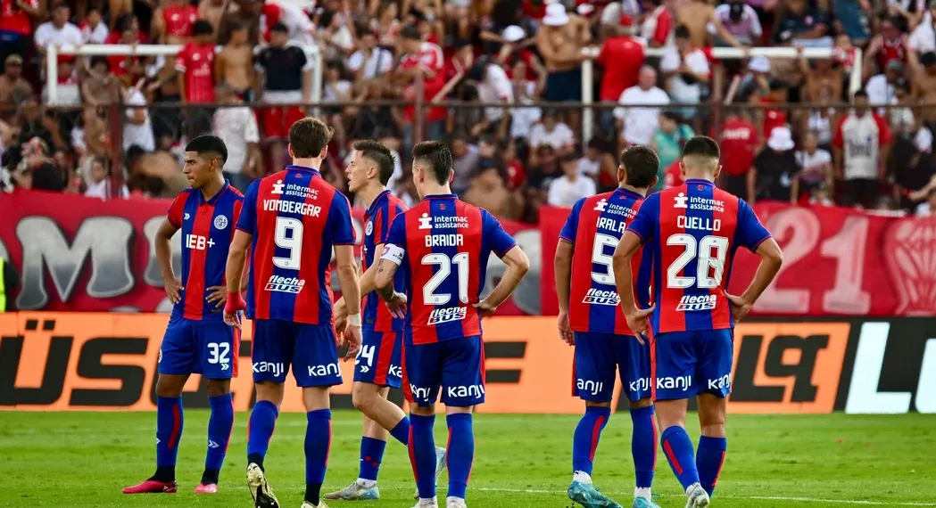 San Lorenzo recibe a Racing, que rotaría jugadores tras el título en la Recopa Sudamericana