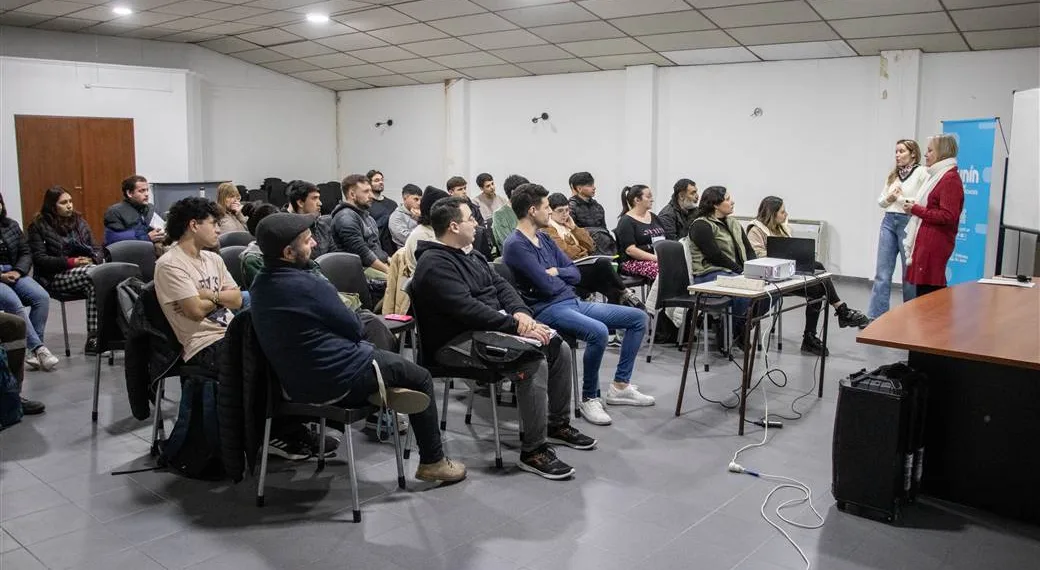 Buscan fortalecer la empleabilidad y el desarrollo emprendedor