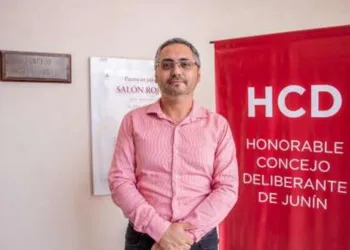 Spadano cruzó a Sierra: “Petrecca sostiene  la educación cuando Provincia se ausenta”