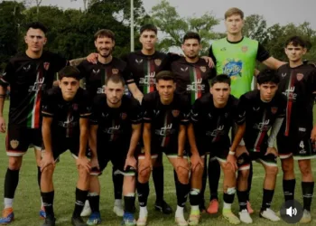 Ambos Mundos empató y comparte la punta con Academia Mascherano