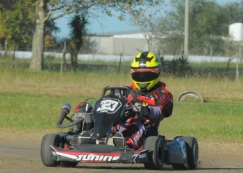 Valentín Langarica acelera fuerte hacia sus sueños en el karting