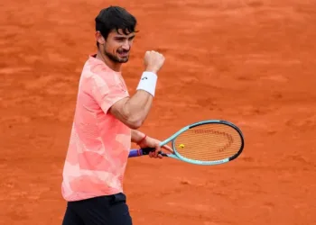 Navone, Cerúndolo y Comesaña se metieron en la segunda ronda del Masters 1000 de Madrid