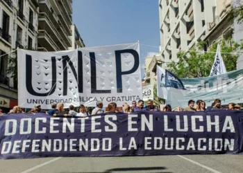 Docentes universitarios definieron un nuevo paro con movilización