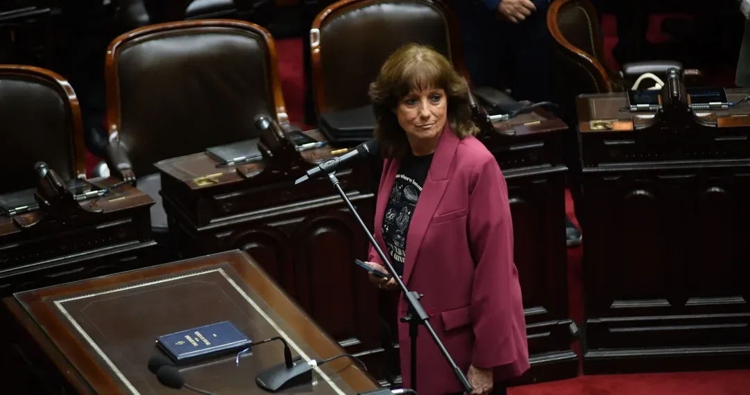 Vilma Ripoll juró como nueva diputada nacional del Frente de Izquierda