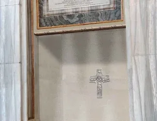 Así es el diseño de la tumba del papa Francisco