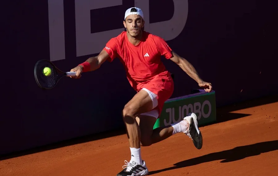 Cerúndolo falló en los momentos claves y perdió con Shelton en las semifinales del ATP 500 de Múnich