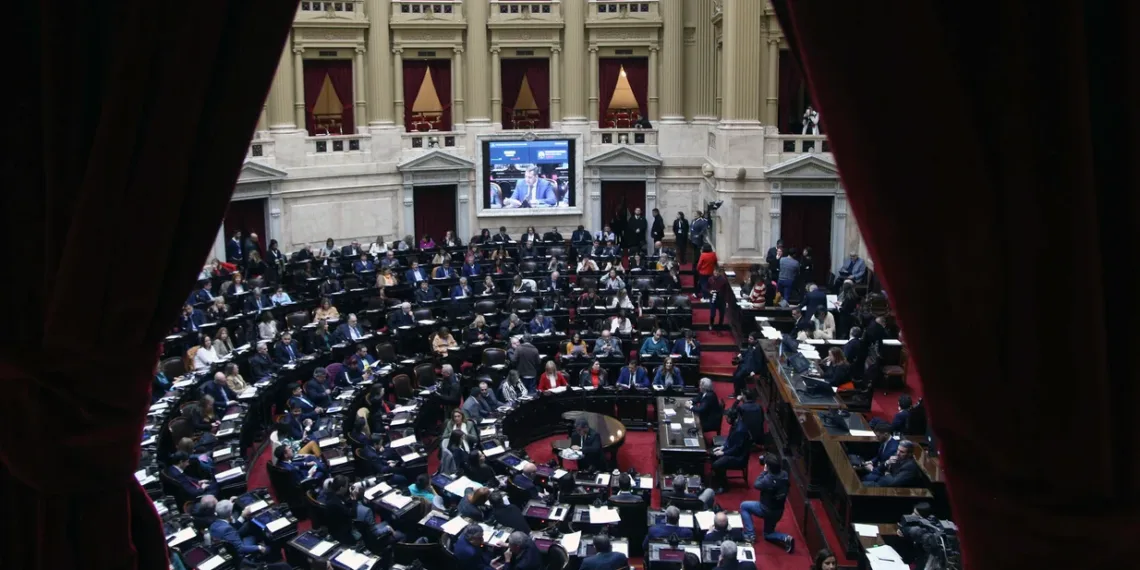 Con impulso de la oposición, aprobaron creación de una comisión investigadora