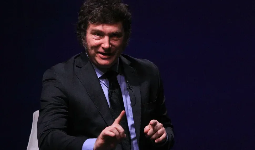 Milei redobló las críticas contra la prensa y pidió “odiar» más a los periodistas