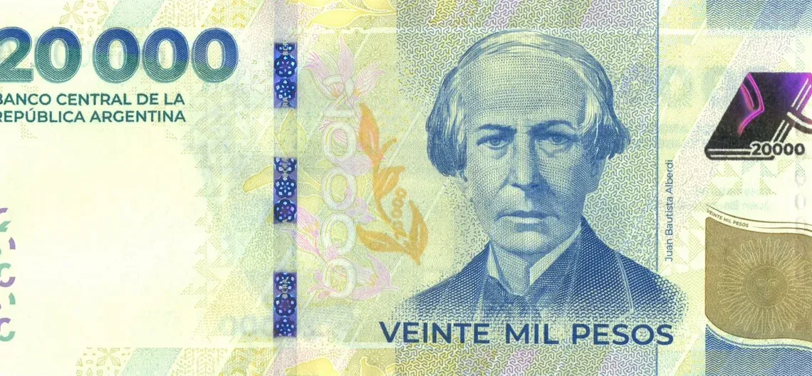 Nuevo sistema cambiario: cómo funcionará el dólar flotando entre $1.000 y $1.400