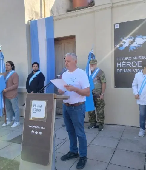 Masiva participación en el acto por Malvinas en Pergamino
