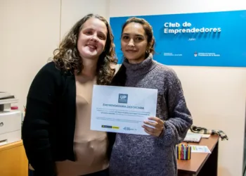 Alimentos para celíacos: reconocimiento a una joven de nuestra ciudad