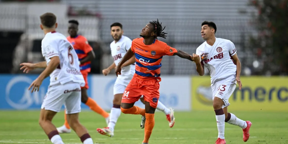 Con uno menos, Lanús empató en Venezuela en su debut en la Copa Sudamericana