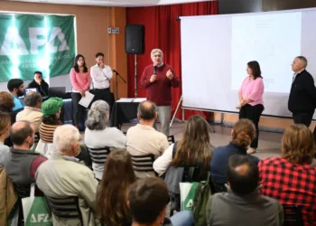 El ministro de Desarrollo Agrario participó del cierre del curso “Gestión y Participación”
